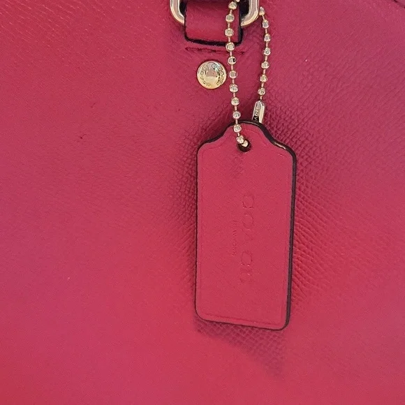 Coach - Picture 3 of 6